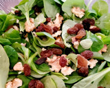 Foto del paso 1 de la receta: Ensalada de canónigos con frutos secos y aguacate