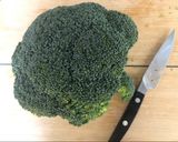 A picture of step 2 of Garlic and chilli broccoli - vegan.