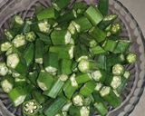 भिन्डी दो प्याजा (Bhindi do pyaza recipe in Hindi) रेसिपी चरण 1 फोटो