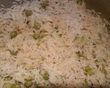 صورة لخطوة 3 من وصفة أرز بسمتي بالبازلاء مفلفل رائع 🍛