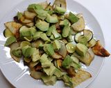 Foto del paso 4 de la receta: Patatas con calabacín al horno