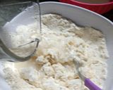 Foto del paso 1 de la receta: Pizza de espinaca salteada con ajo, con salsa blanca de cebolla