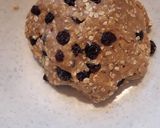 Foto del paso 2 de la receta: Galletas de avena y pasas sin azúcar 😋