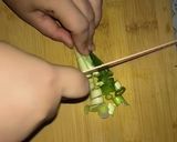 Foto langkah ke 2 dari resep Tumis Jamur Kancing.