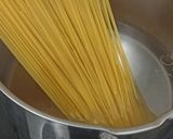 Foto langkah ke 2 dari resep Spaghetti Seafood mentaiko sauce.