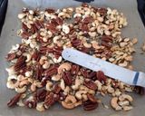 A picture of step 4 of Spiced Nuts.