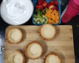 A picture of step 7 of Fresh fruit tarts.
