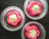 Foto langkah ke 5 dari resep Puding Stroberi Vla.