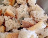 A picture of step 2 of Garlic Thyme Croutons.