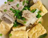 Hình bước làm 3 của món Canh Sườn Nấu Đậu Hũ
