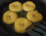 Foto langkah ke 4 dari resep Donat ubi egless.