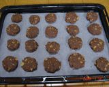 A picture of step 7 of Chocolate Cookies Crispy with Cornflakes.