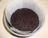 A picture of step 2 of Yogurt Rich Chocolate Cheesecake.