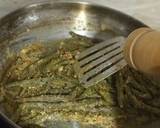 Zesty Lemony Garlicky Peanuts and Sesame Stir Fried French Green Beans recipe step 2 photo