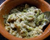 Foto del paso 8 de la receta: Cazuelita de pollo, brócoli y salsa blanca (primeras comidas que me hizo mamá)