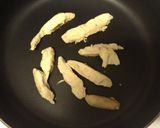 A picture of step 4 of Cheesie Chicken Delishisness Sandwich.