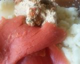 A picture of step 1 of Sig's Mini Salmon Pie Bites.