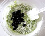 A picture of step 4 of Matcha and Sweetened Black Bean Muffins.