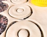 صورة لخطوة 3 من وصفة دونات Donut 🍩🍩