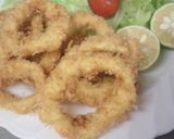 A picture of step 8 of Fried Calamari Rings.