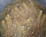 Foto langkah ke 3 dari resep Jamur inoki crispy.