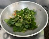 Foto langkah ke 4 dari resep Tumis Daun Pucuk Labu.