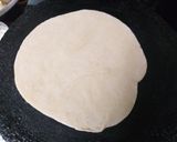 A picture of step 3 of Tandoori Roti.