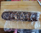 Foto del paso 4 de la receta: Salchichón de chocolate a la manera de Kiara (mi hija) 😉