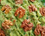 صورة لخطوة 6 من وصفة تغميسة الأفوكادو بالثوم والجوز🥑🥑🧄🥑