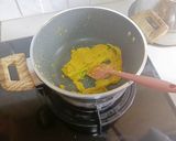 Foto langkah ke 3 dari resep Daun Singkong Tumbuk.