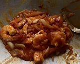Foto langkah ke 4 dari resep Udang Saos Asam Manis Pedas.