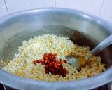 A picture of step 2 of Healthy tasty chatpati BHEL.