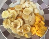 Foto del paso 2 de la receta: Torta frutal 🍑🍐🍌