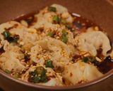 A picture of step 7 of Sichuan Style Wontons.