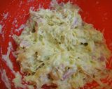 A picture of step 4 of Easy and Microwaved Flour-free Okonomiyaki with Tofu.