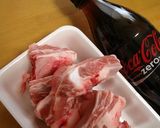 A picture of step 1 of Spare Ribs Simmered in Coke.