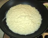 Foto del passaggio 8 della ricetta Risotto al taleggio con fiori di zucca