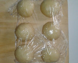 Foto langkah ke 6 dari resep Melon pan / roti melon dorami ala erika.
