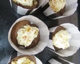 A picture of step 7 of Orange and Cream Cheese Cupcakes.