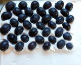 A picture of step 10 of Patriotic Berry Parfait.