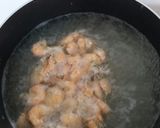 Foto langkah ke 2 dari resep Sup Udang Jamur Kuping.