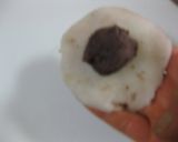 A picture of step 8 of Easy Kashiwa Mochi.