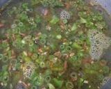 হেলদি এন্ড টেস্টি ভেজিটেবিল স্যুপ (Healthy and testy vegetable soup recipe in Bengali) রেসিপি ধাপ - 4 ছবি