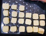 Hình bước làm 4 của món Vào bếp cùng con: bánh khoai tây bọc phô mai chiên (potato mochi) cho ngày mưa hoặc không
