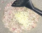 Foto langkah ke 2 dari resep Terong Udang Masak Kecap.