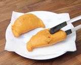 Töltött lángos (Panzerotti) recept fázis 15 fotója