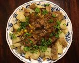 A picture of step 3 of California Farm Beef in Beer Stew.