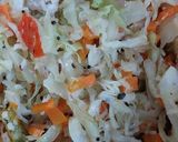 A picture of step 4 of Carrot cabbage poriyal.