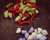 Foto langkah ke 2 dari resep Tumis Usus Ayam Super Pedas.