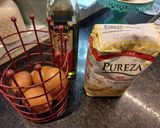 Foto del paso 1 de la receta: Cintas cortadas a cuchillo con salsa caprese reversionada